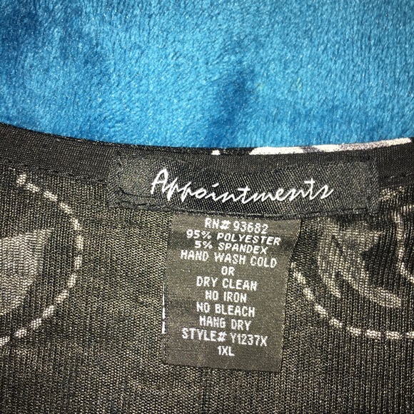 APPOINTMENTS Sheer Lined Floral Rhinestone 1X Top - Picture 7 of 7